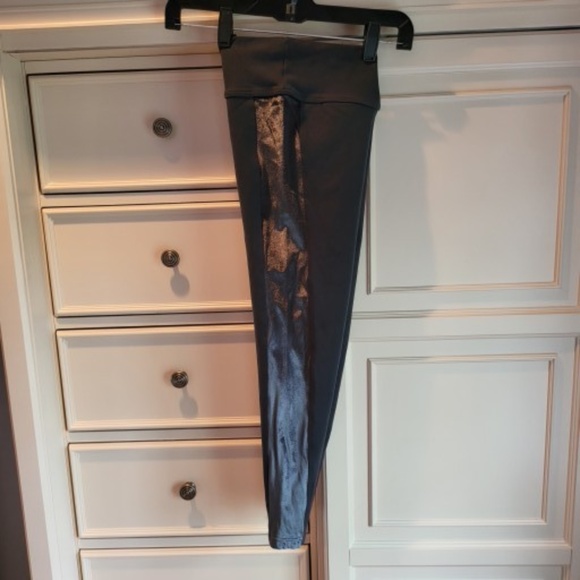 Body Rio Leggings with Velour Stripes - Picture 3 of 6